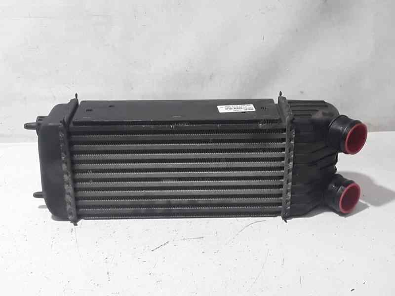 Recambio de intercooler para peugeot 207 sport referencia OEM IAM 9651184880 H1400 BEHR