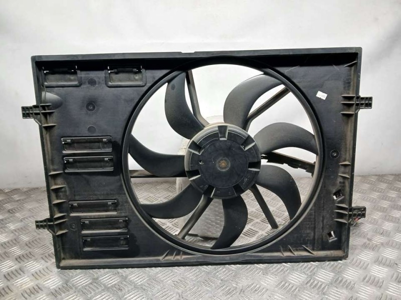 Recambio de electroventilador para volkswagen golf vii sportsvan advance bluemotion tech referencia OEM IAM 5Q0121205N A62526114