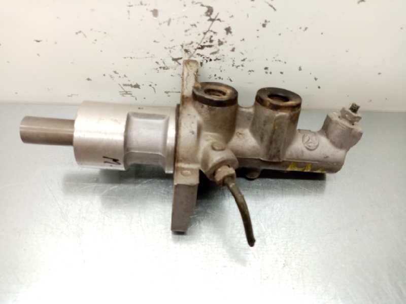 Recambio de bomba freno para mercedes-benz clase c (w201) berlina 190 (1985) (201.023) referencia OEM IAM 686  