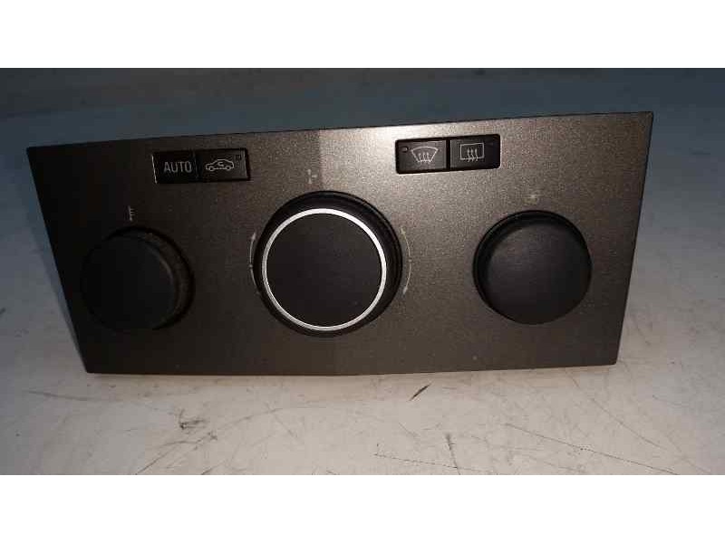 Recambio de mando climatizador para opel astra h berlina cosmo referencia OEM IAM 901512400002 13122963 