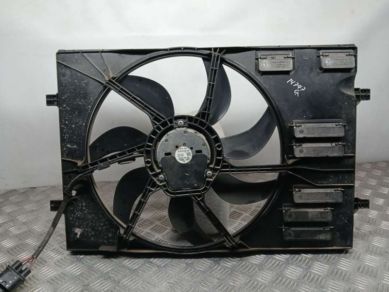 Recambio de electroventilador para volkswagen golf vii sportsvan advance bluemotion tech referencia OEM IAM 5Q0121205N A62526114
