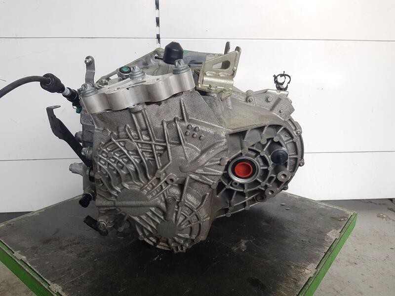 Recambio de caja cambios para jeep renegade longitude fwd referencia OEM IAM 55236747  6 VELOCIDADES