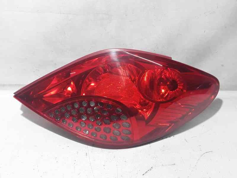 Recambio de piloto trasero derecho para peugeot 207 sport referencia OEM IAM   