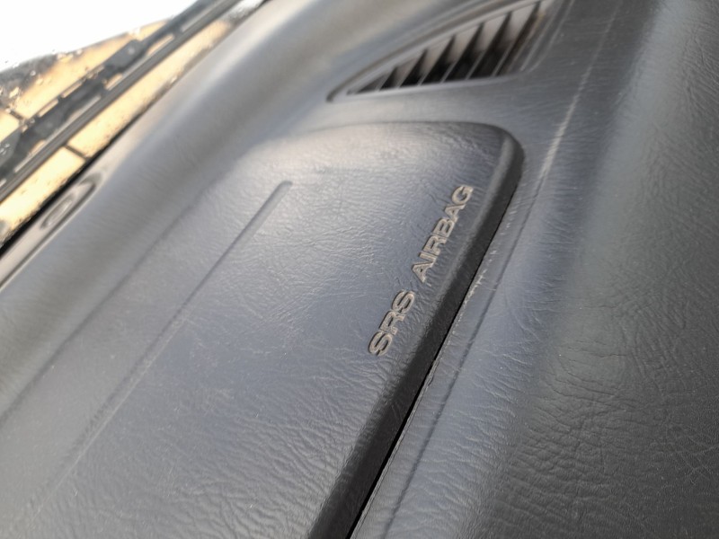 Recambio de kit airbag para nissan primera (p11) 2.0 td referencia OEM IAM 985102F300 C/SALPICADERO Y PRETENSORES 