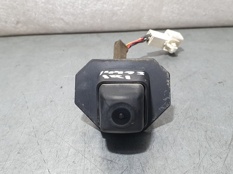 Recambio de camara vision trasera para suzuki vitara 1.6 ddis comfort 4x4 referencia OEM IAM 3997054P00 C38N052061292A 