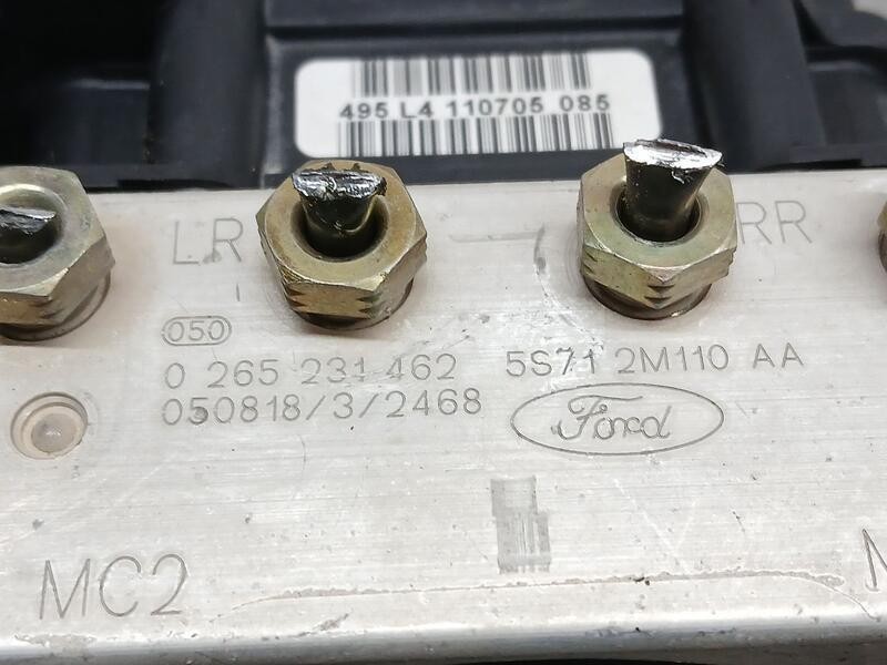 Recambio de abs para ford mondeo berlina (ge) trend referencia OEM IAM 5S712M110AA BOSCH 0265231465