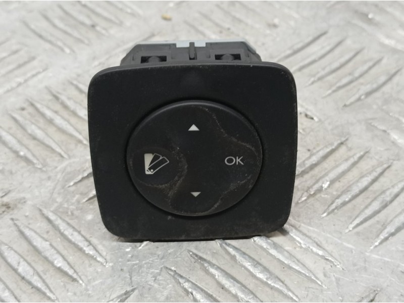 Recambio de interruptor para renault scenic iii dynamique referencia OEM IAM 283950001R 28188810 
