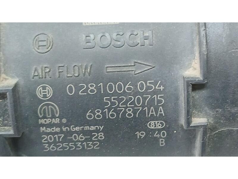 Recambio de caudalimetro para jeep renegade longitude fwd referencia OEM IAM 55220715 BOSCH 68167871AA 0281006054