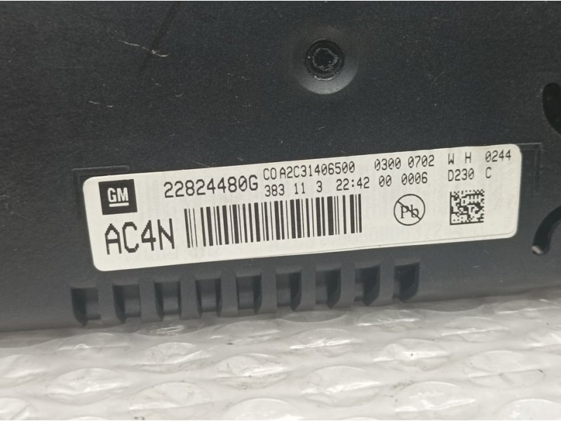 Recambio de pantalla multifuncion para chevrolet orlando lt referencia OEM IAM 22824480G A2C31406500 ROZADA