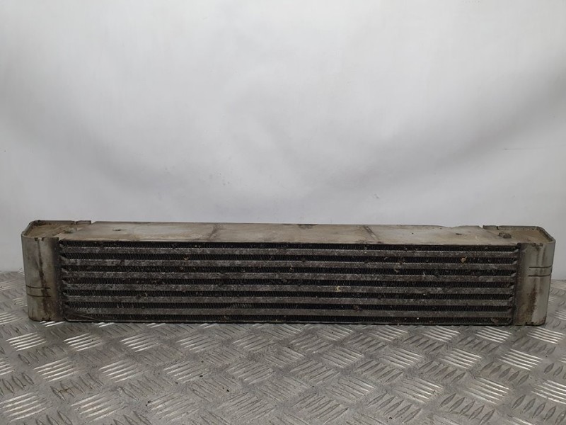 Recambio de intercooler para bmw serie 5 berlina (e60) 520d referencia OEM IAM 779582301 F6438000 BEHR