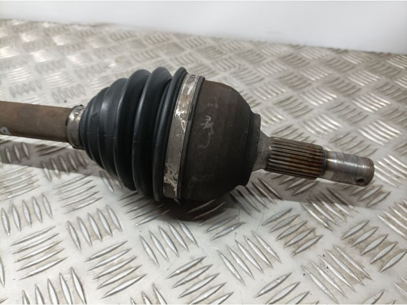 Recambio de transmision delantera derecha para peugeot 508 sw allure referencia OEM IAM 9686867380  