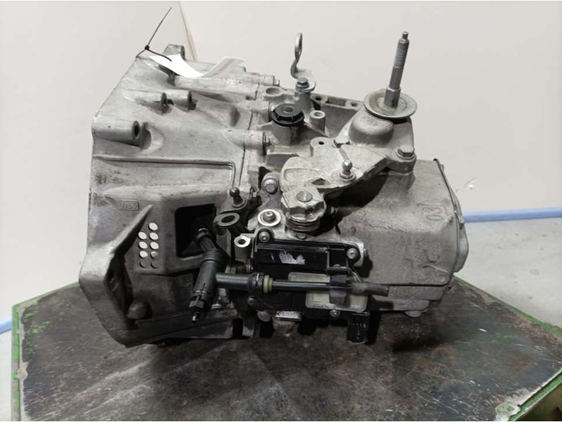 Recambio de caja cambios para peugeot 308 sw envy referencia OEM IAM 20EA23 1883674 6VELOCIDADES