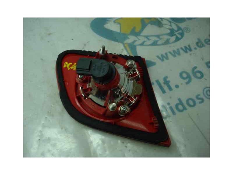 Recambio de piloto trasero derecho para volkswagen passat berlina (3c2) 2.0 tdi referencia OEM IAM   INTERIOR CANTO POCO TOCADO