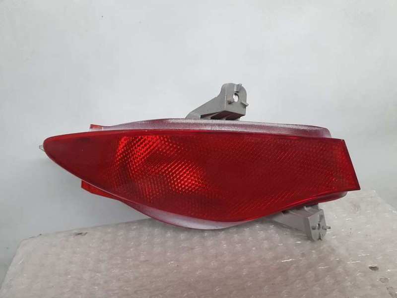 Recambio de piloto trasero izquierdo paragolpes para mazda cx-7 (er) active referencia OEM IAM EH6651650 23641606 KOITO