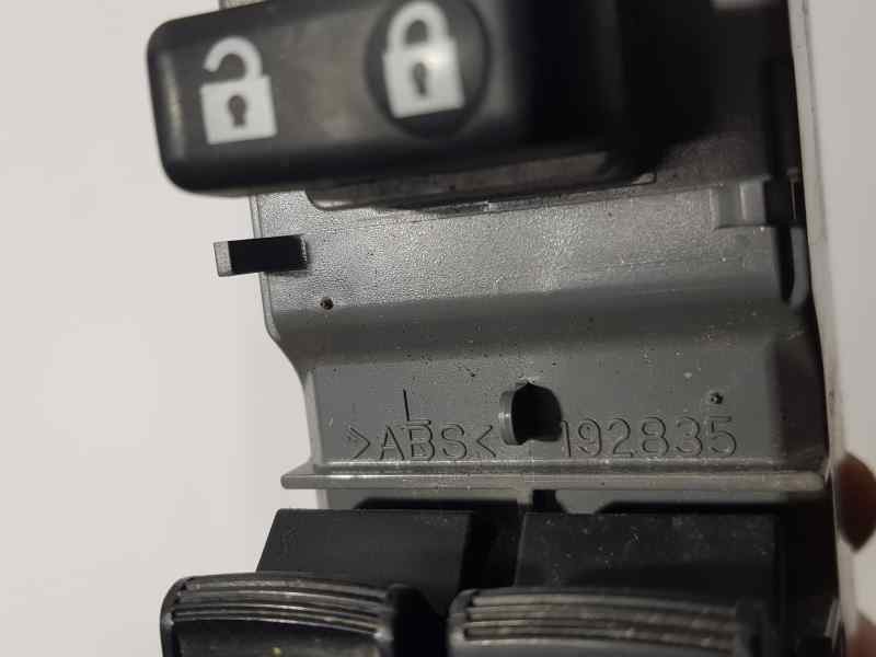Recambio de mando elevalunas delantero izquierdo para toyota yaris active referencia OEM IAM 192835  