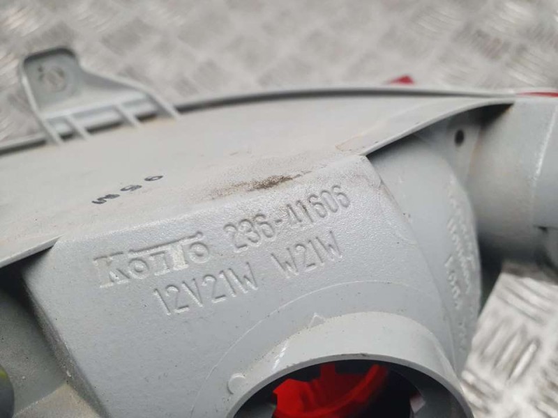 Recambio de piloto trasero izquierdo paragolpes para mazda cx-7 (er) active referencia OEM IAM EH6651650 23641606 KOITO