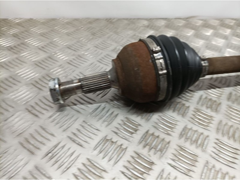 Recambio de transmision delantera izquierda para peugeot 508 sw allure referencia OEM IAM 9686867280  