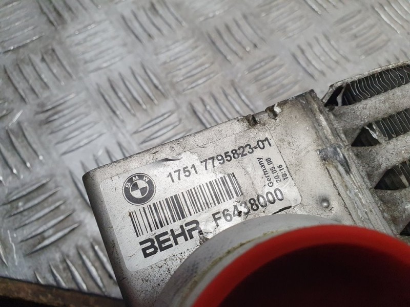 Recambio de intercooler para bmw serie 5 berlina (e60) 520d referencia OEM IAM 779582301 F6438000 BEHR