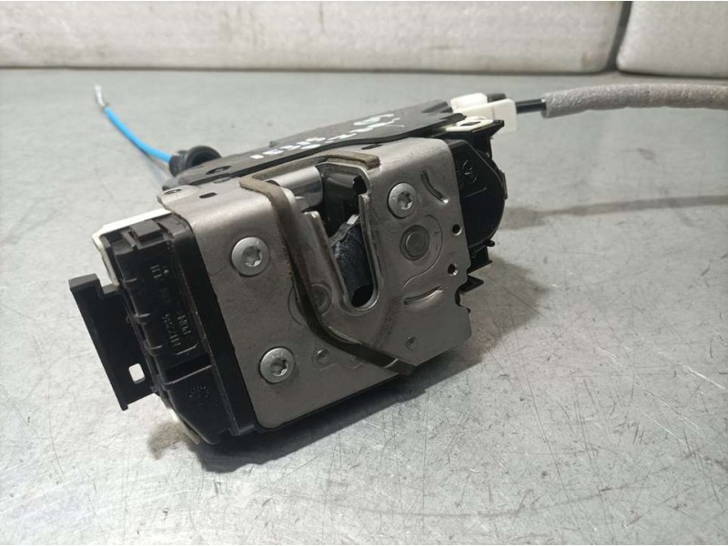 Recambio de cerradura puerta delantera izquierda para mercedes-benz clase gla (w156) gla 200 (156.943) referencia OEM IAM M12284