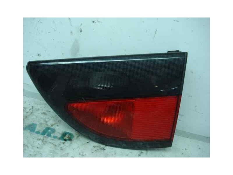 Recambio de piloto trasero derecho para renault megane i classic (la0) 1.6 referencia OEM IAM   INTERIOR