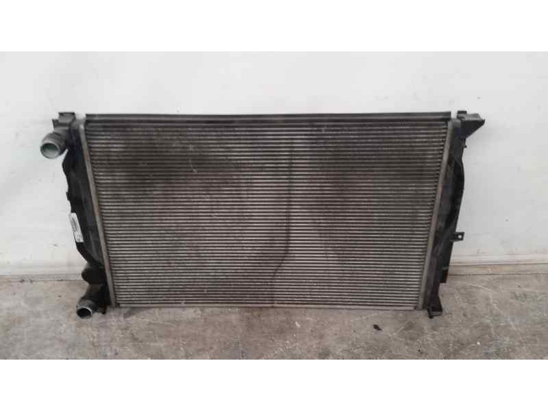 Recambio de radiador agua para skoda superb (3u4) collection referencia OEM IAM 8D0121251BH  