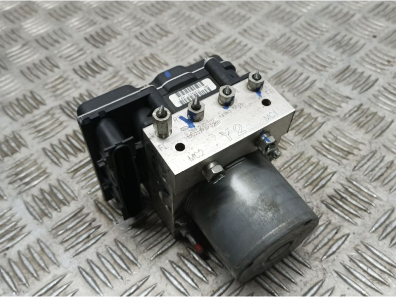 Recambio de abs para toyota verso active referencia OEM IAM 445400F031 0265230017 BOSCH