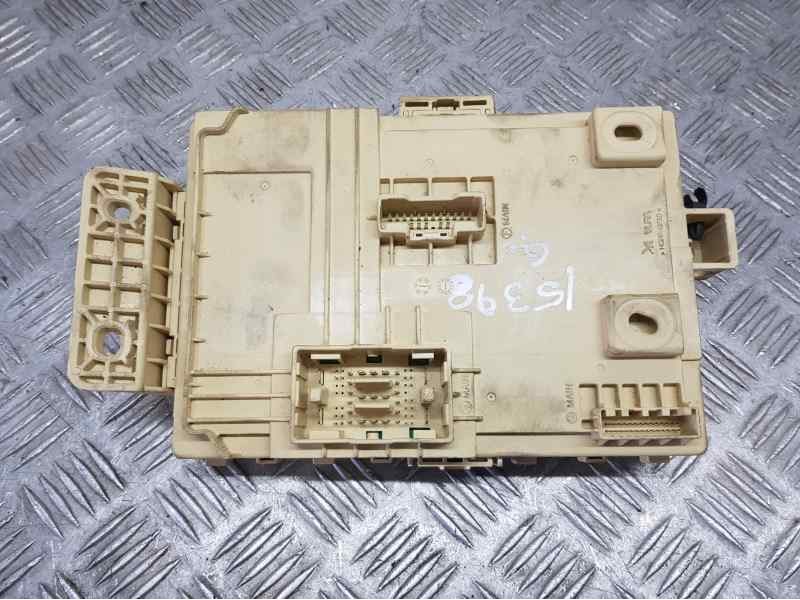 Recambio de caja reles / fusibles para kia cee´d drive referencia OEM IAM 91950J7760 1318928092 