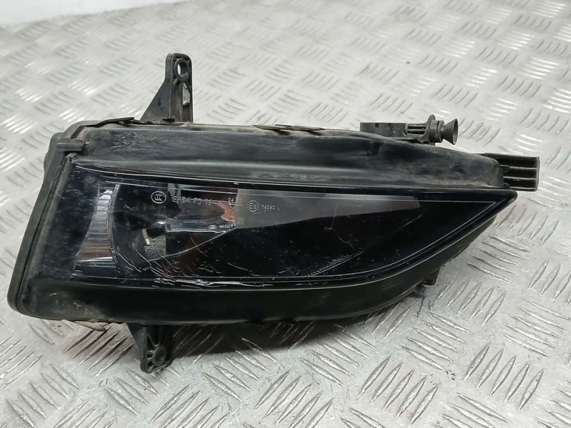 Recambio de faro antiniebla derecho para volkswagen golf vii sportsvan advance bluemotion tech referencia OEM IAM 5G0941662F 901