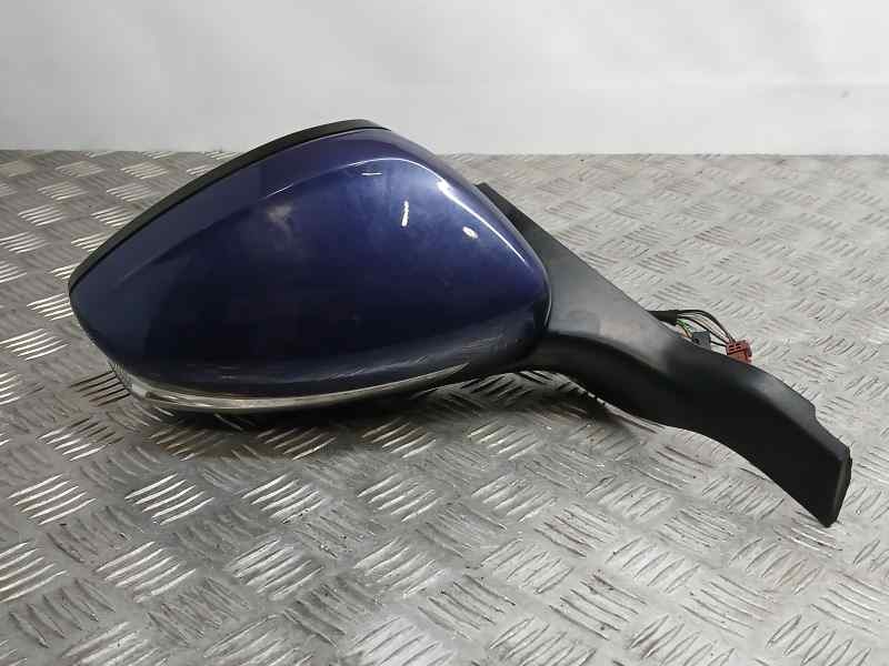 Recambio de retrovisor derecho para peugeot 208 active referencia OEM IAM 1611240380  ELECTRICO 6 Y 3 CABLES