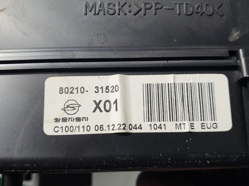 Recambio de cuadro instrumentos para ssangyong actyon 200 xdi 4wd limited referencia OEM IAM 8021031520  