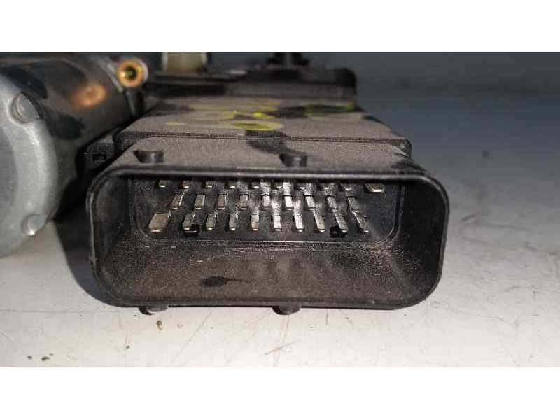 Recambio de motor elevalunas delantero derecho para skoda superb (3u4) collection referencia OEM IAM  29 PINS 
