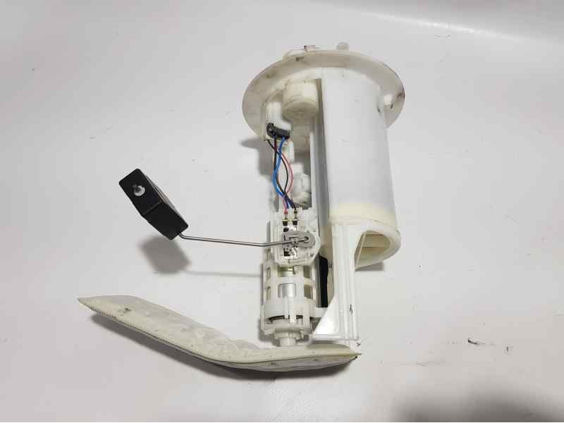 Recambio de aforador para toyota yaris active referencia OEM IAM 777040D070 8G6B231 AISAN