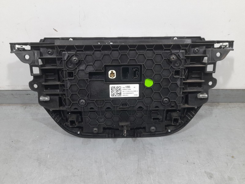 Recambio de sistema navegacion gps para opel corsa f edition referencia OEM IAM 39231265 A0067A01 