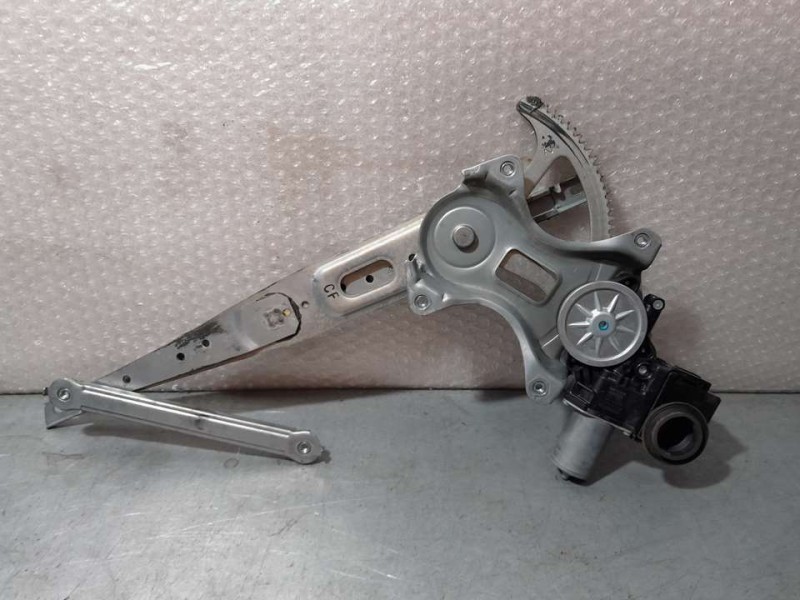 Recambio de elevalunas delantero derecho para toyota prius+ advance referencia OEM IAM 6980121020  ELECTRICO 8 PINES
