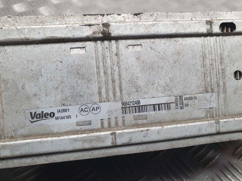 Recambio de intercooler para peugeot 308 sw envy referencia OEM IAM 9684212480 M144105 VALEO