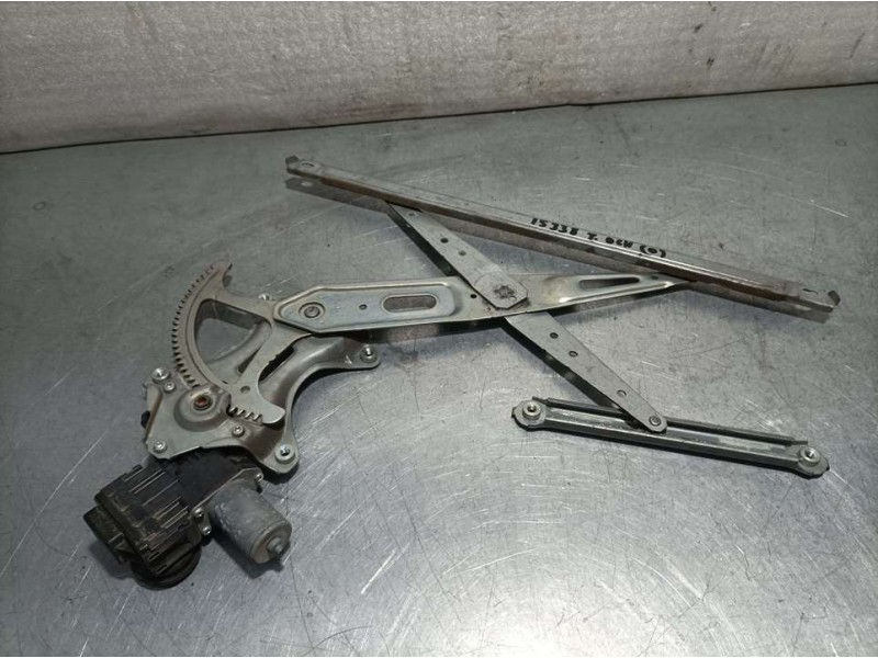 Recambio de elevalunas trasero derecho para toyota prius+ advance referencia OEM IAM 8571047160 0620204031 DENSO ELECTRICO 7 PIN