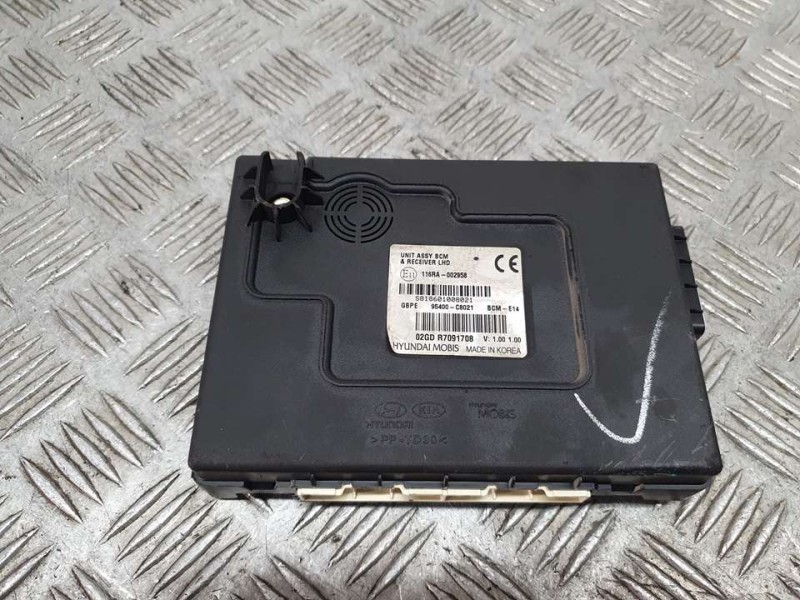 Recambio de modulo electronico para hyundai i20 essence referencia OEM IAM 95400C8021 116RA002958 