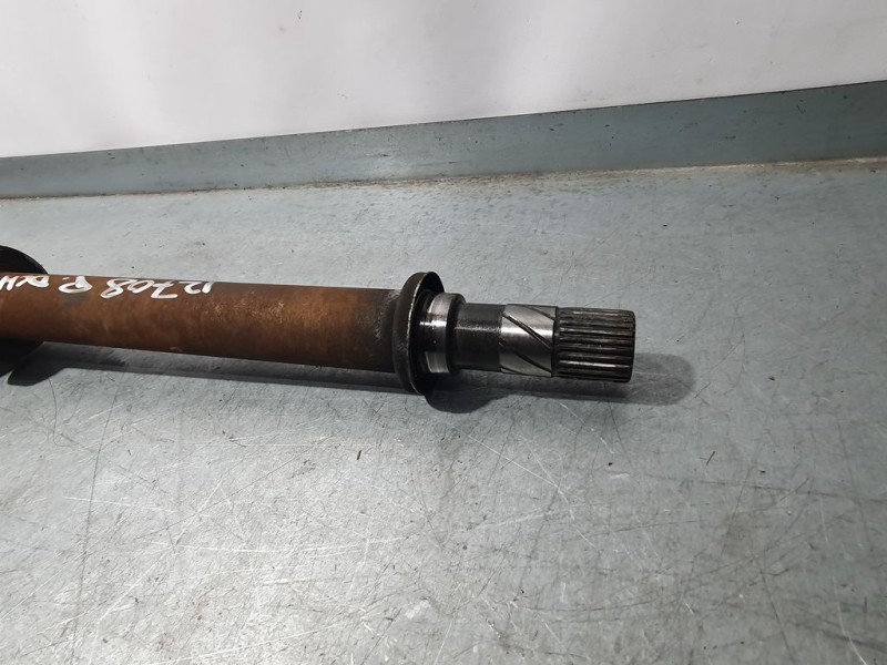 Recambio de transmision delantera derecha para renault kangoo profesional referencia OEM IAM 8200768656  