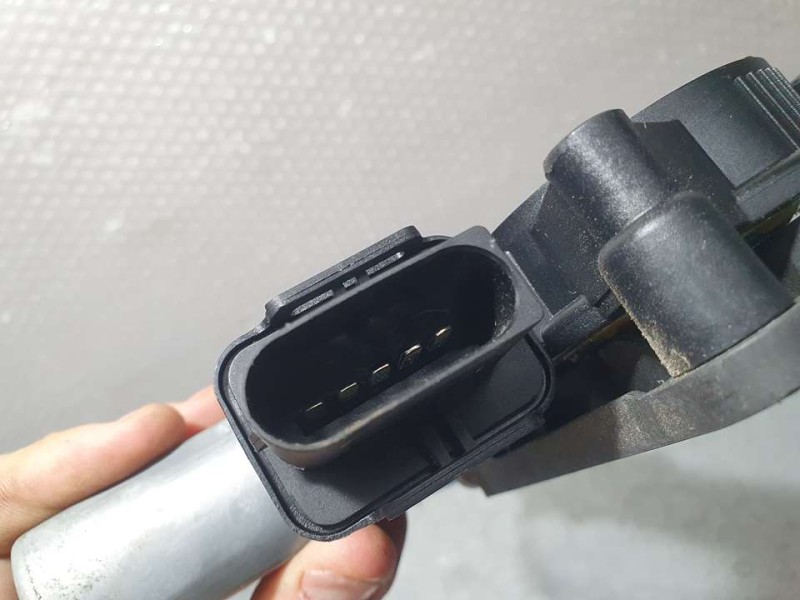 Recambio de elevalunas delantero derecho para bmw serie 2 active tourer (f45) 218d referencia OEM IAM 729637808 13262410 ELECTRI