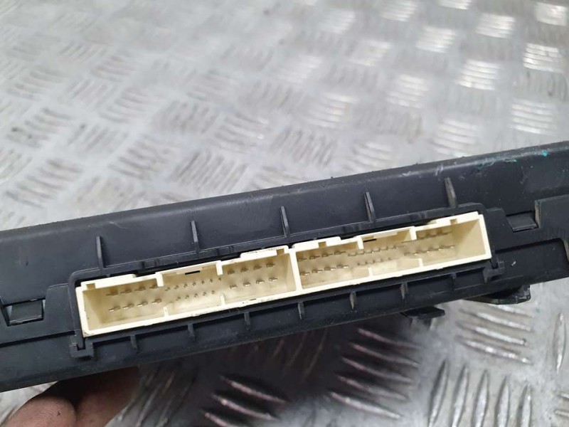 Recambio de modulo electronico para hyundai i20 essence referencia OEM IAM 95400C8021 116RA002958 