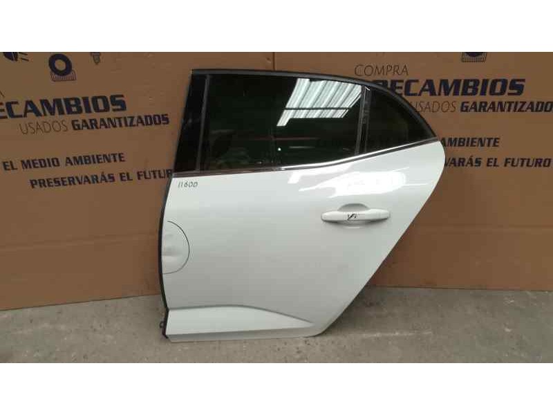 Recambio de puerta trasera izquierda para renault megane iv berlina 5p intens referencia OEM IAM   TOCADA