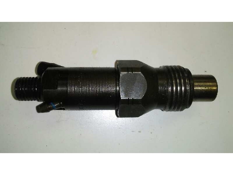 Recambio de inyector para renault 19 hatchback (b/c53) 1.9 diesel referencia OEM IAM LCR6733402D  