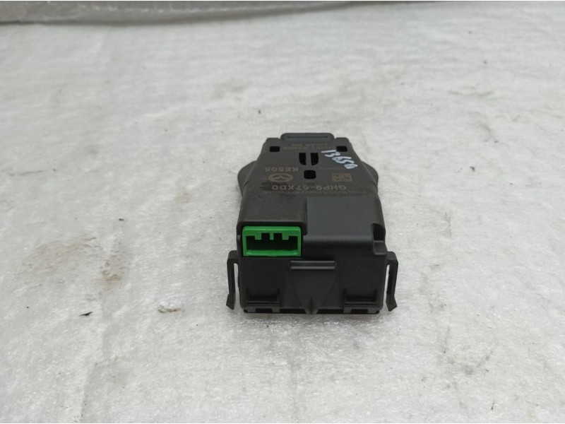 Recambio de modulo electronico para mazda 3 lim. () style referencia OEM IAM GHP967XD0  SENSOR LLUVIA