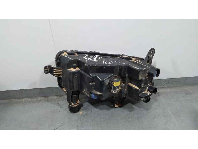 Recambio de faro antiniebla derecho para volkswagen polo sport referencia OEM IAM 2G094166205S 89250901 VALEO