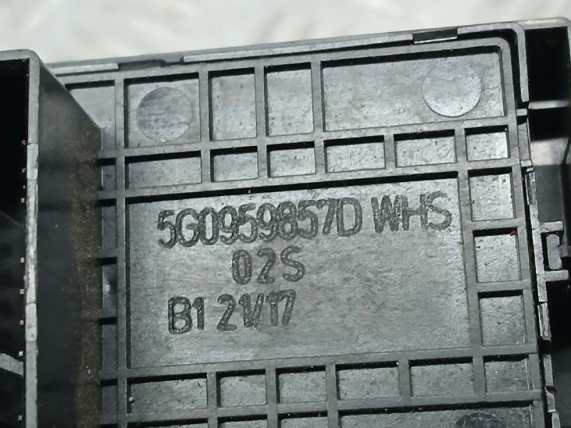 Recambio de mando elevalunas delantero izquierdo para volkswagen golf vii sportsvan advance bluemotion tech referencia OEM IAM 5