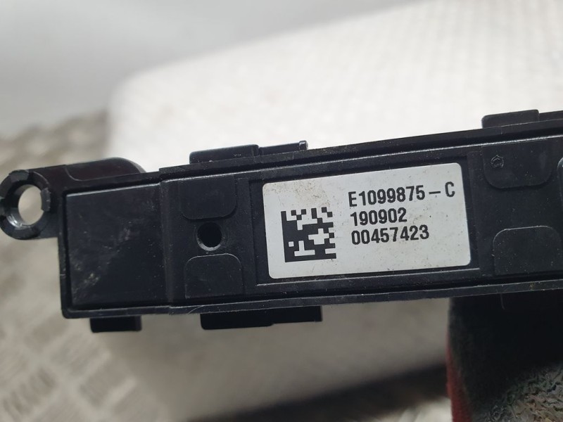 Recambio de modulo electronico para renault megane iv berlina 5p limited referencia OEM IAM 283E84929R  