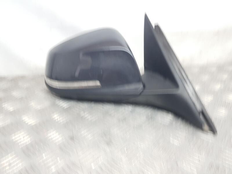 Recambio de retrovisor izquierdo para bmw serie 3 lim. (f30) 318 d referencia OEM IAM 04105106107  ELECTRICO 6 PINS