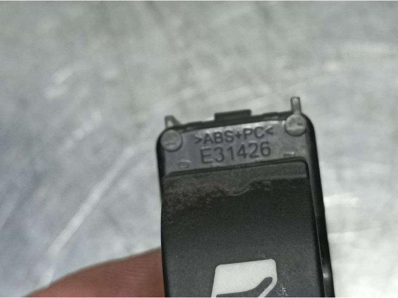 Recambio de mando elevalunas trasero derecho para peugeot 2008 (--.2013) allure referencia OEM IAM E31426  