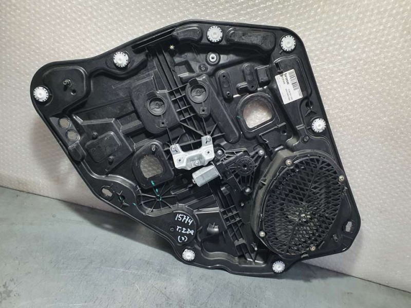 Recambio de elevalunas trasero izquierdo para jeep renegade longitude fwd referencia OEM IAM 519801080 C46791103 BROSE ELECTRICO