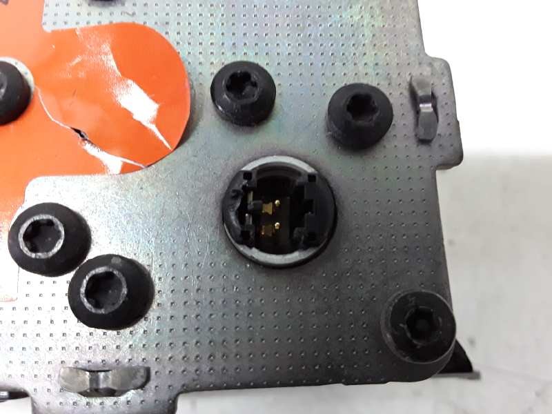 Recambio de pretensor airbag derecho para toyota yaris (ksp9/scp9/nlp9) básico referencia OEM IAM   